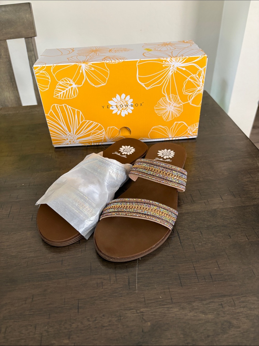 Yellow Box Brown Dahlia Women's Sandals Size 9 New